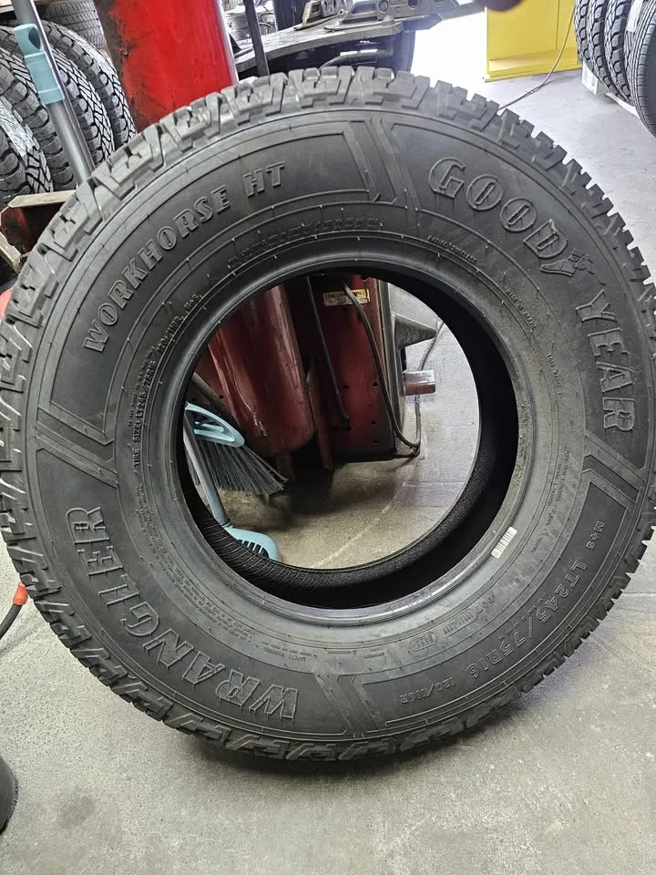 245/75/R16 New tires Goodyear Wrangler Workhorse HT image indicator(5)