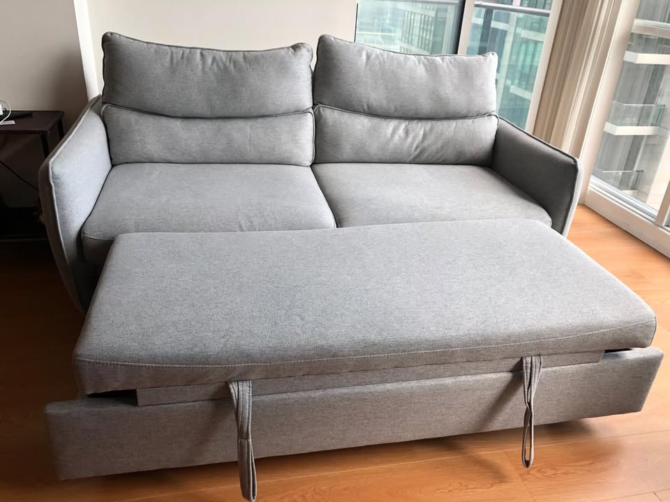 Moving sale Structube Veronique sofa-bed - photo 2