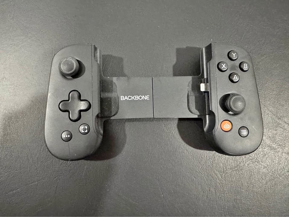 Backbone One iPhone Gaming Controller - Lightning