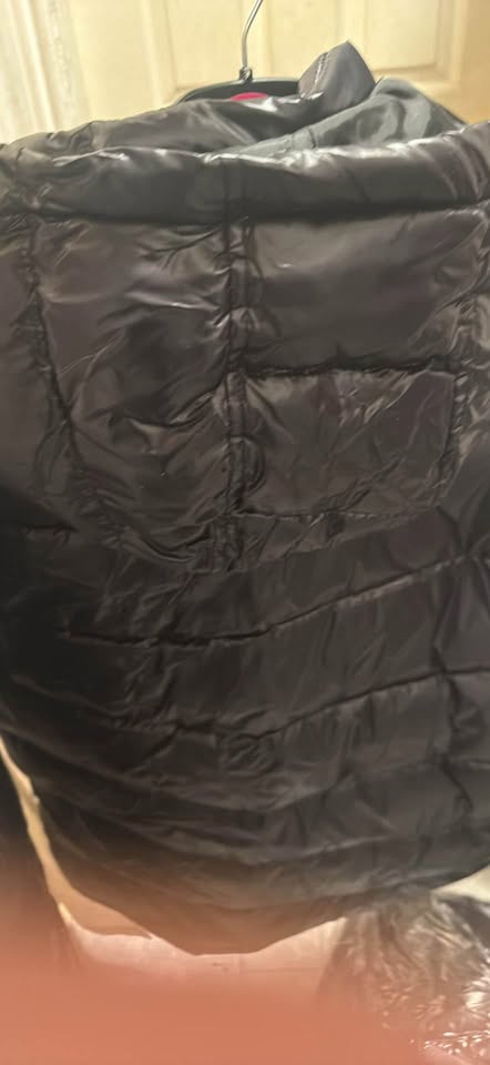 Guess Puffer Jacket - photo 3