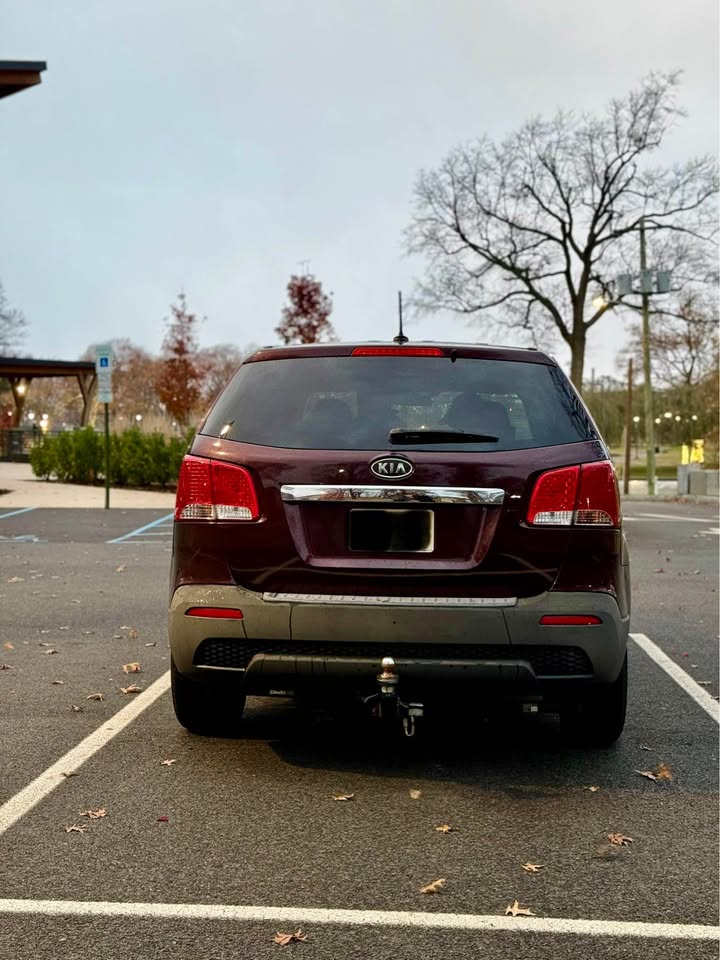 2012 Kia Sorento EX Sport Utility 4D - photo 2