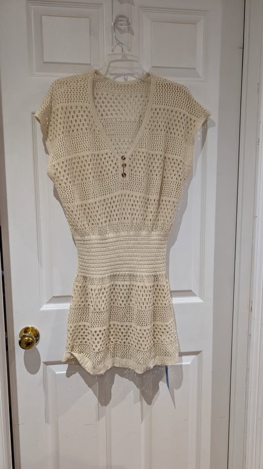 New with Tag - Cupshe Beige Crochet V-Neck Dress (L) - photo 3
