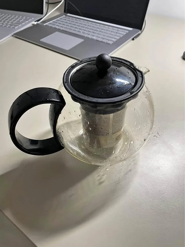 Tea pot thumbnail