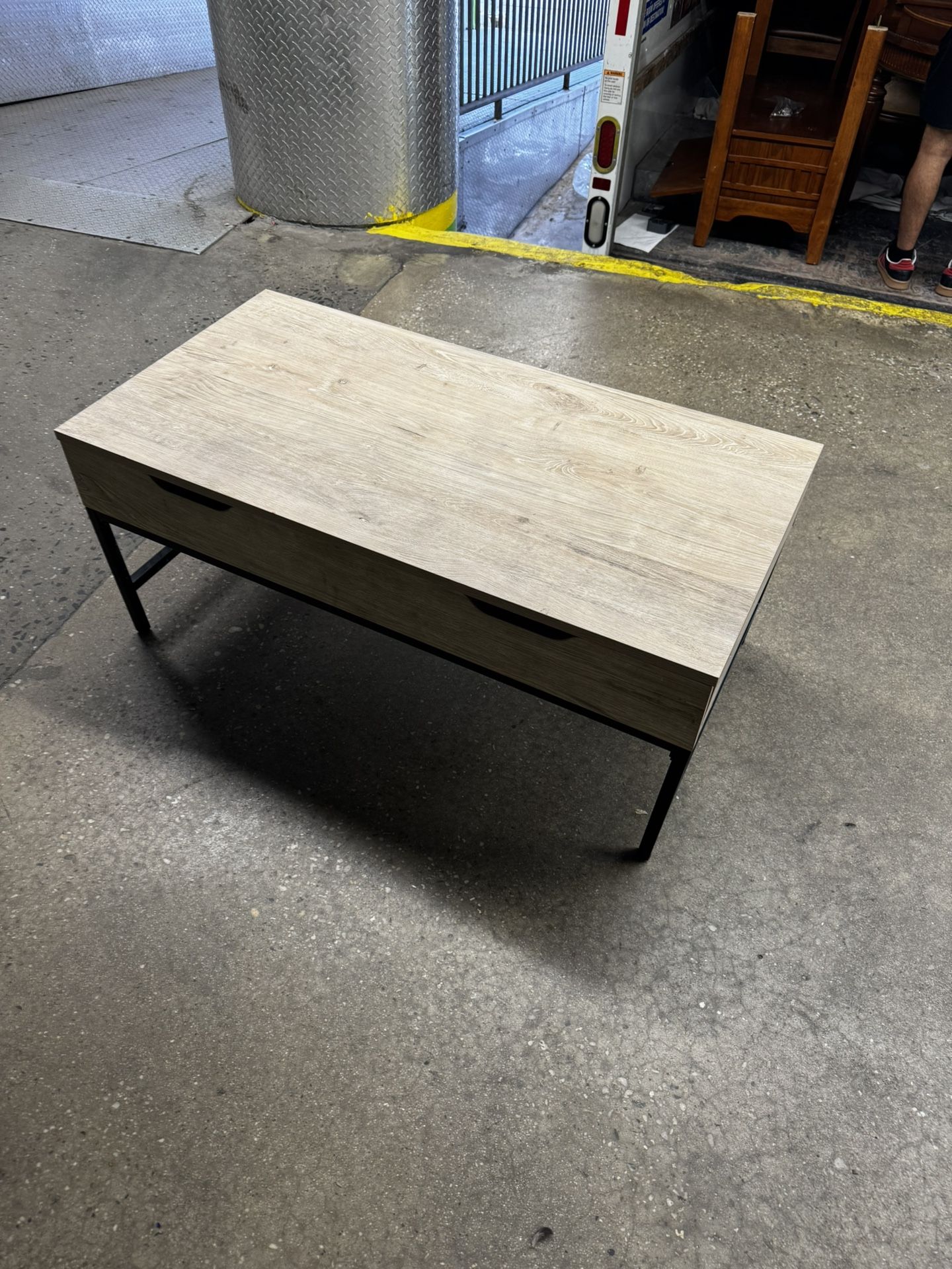 Coffee Table - photo 3