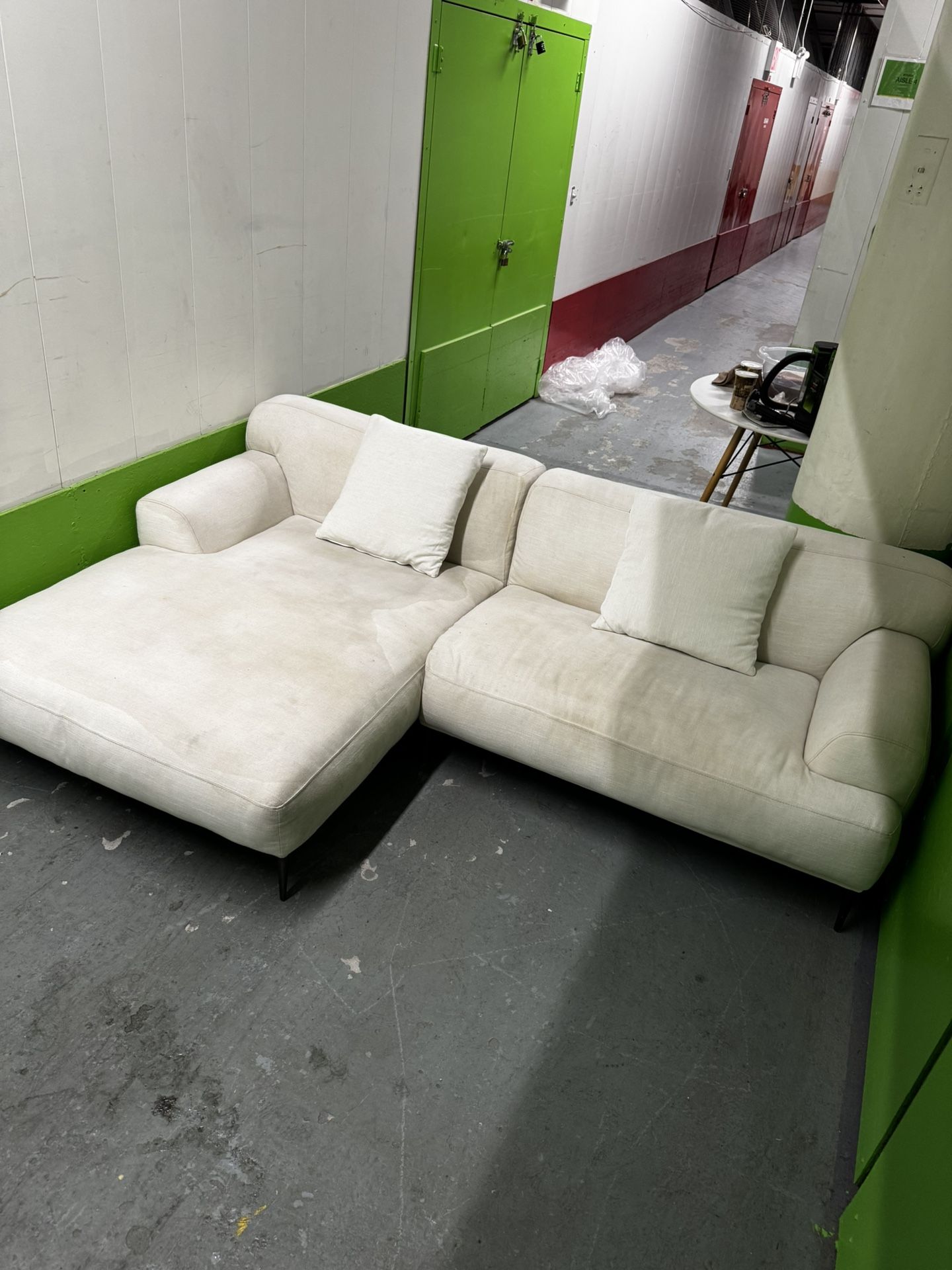 Article Abisko 94.5” Left Sectional – FREE DELIVERY - photo 2