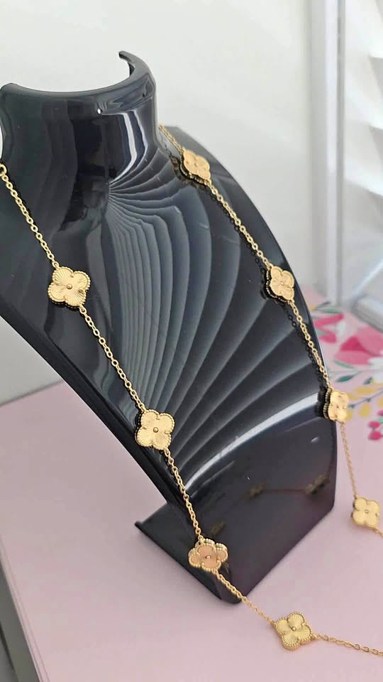 18k Gold Plated Clover Necklace
