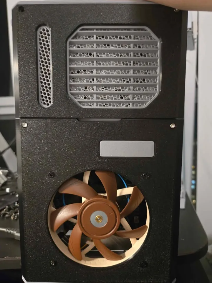 Exclusive itx gaming computer 4070+13400f image indicator(2)