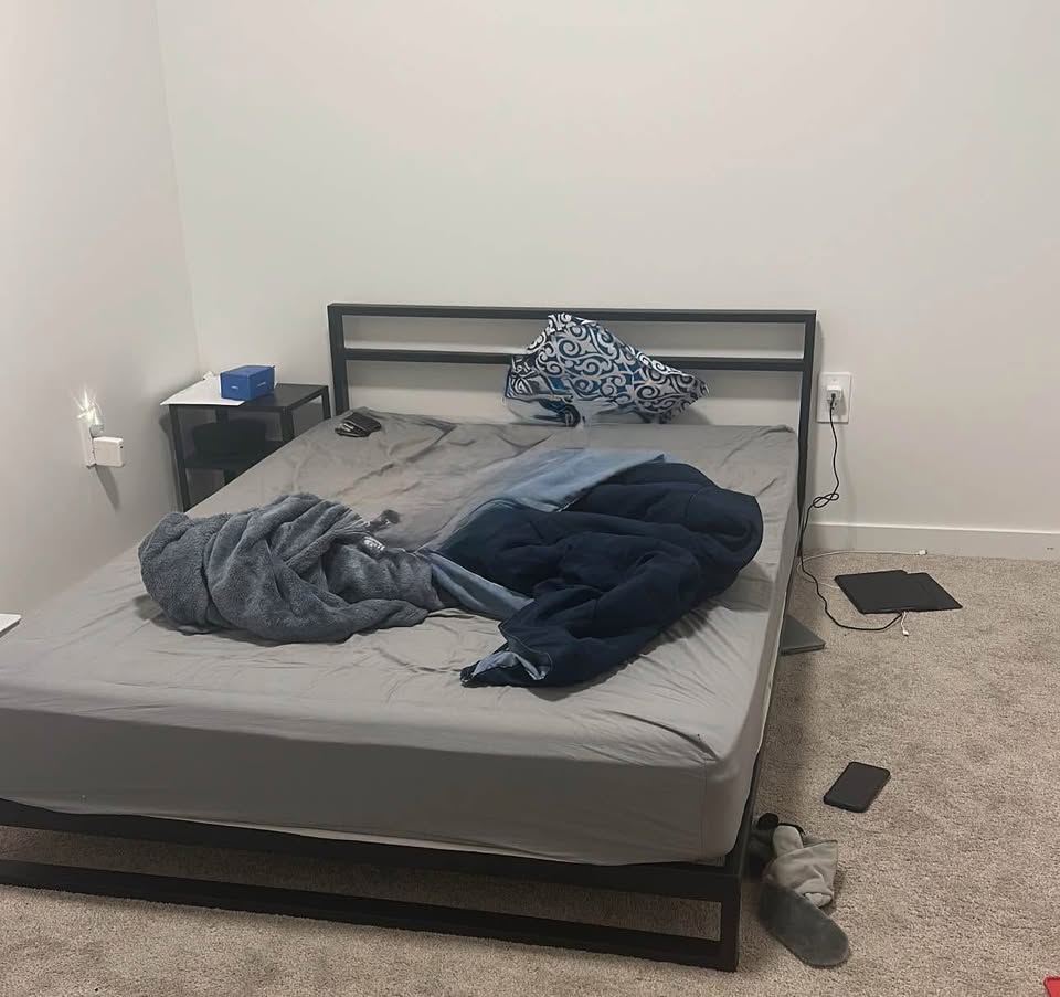ZINUS Trisha Double Bed Frame with Headboard and Mattress