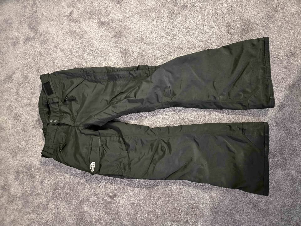Northface snowpants size small