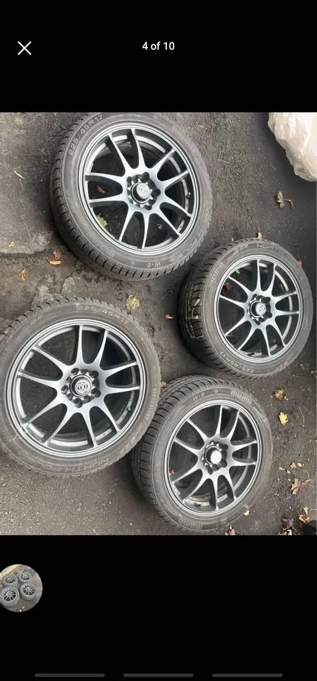 225/45R17 Momo Winter Tires on RSSW Mags image indicator(7)