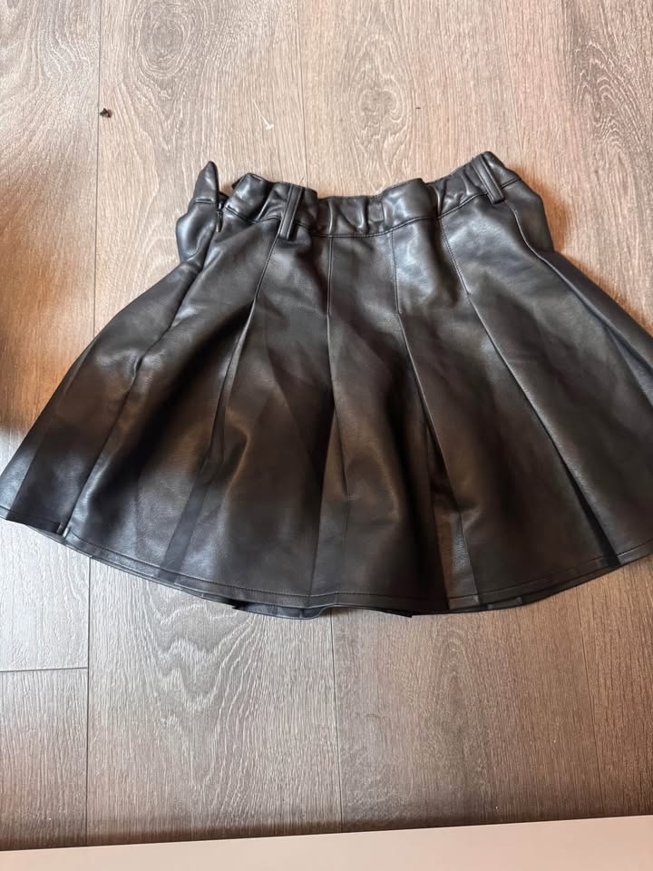 Zara kids size 11-12 skirt fits 10 year old - photo 2