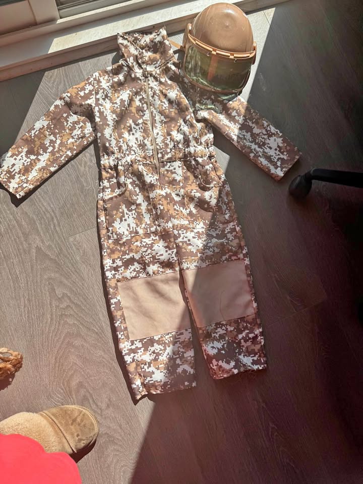 Police costume size 4-6