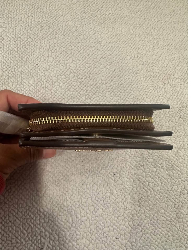 Brand New Coach Wallet - photo 2