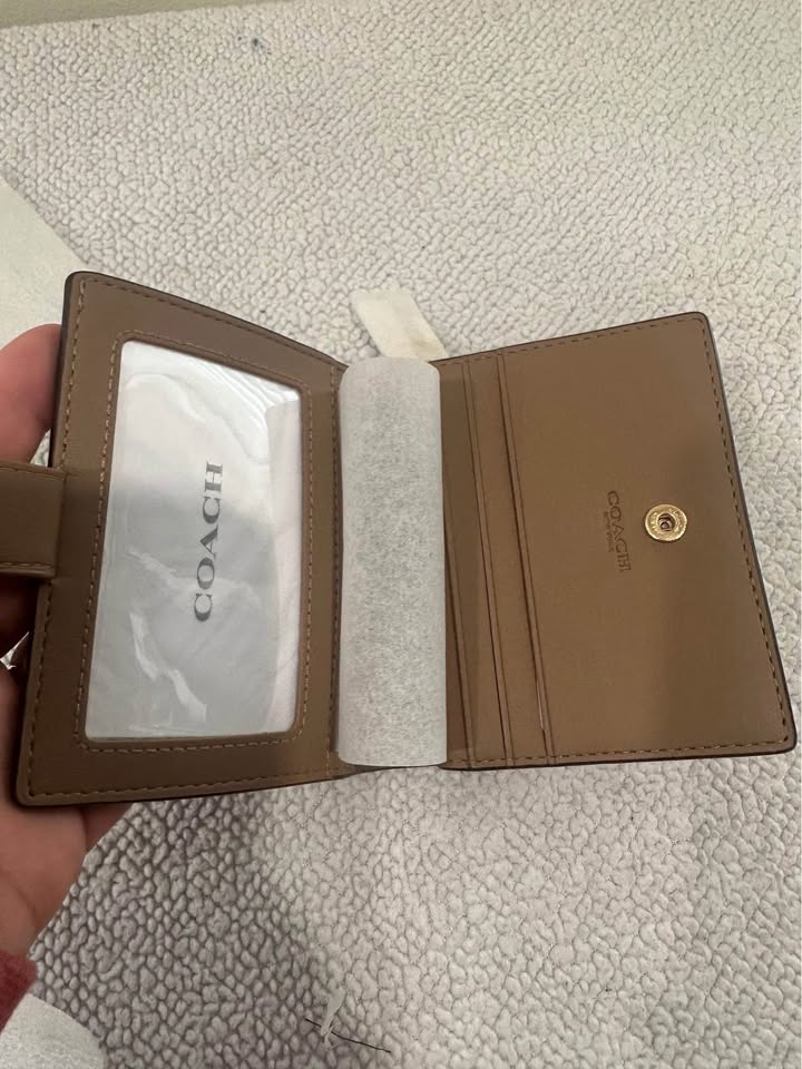 Brand New Coach Wallet - photo 3