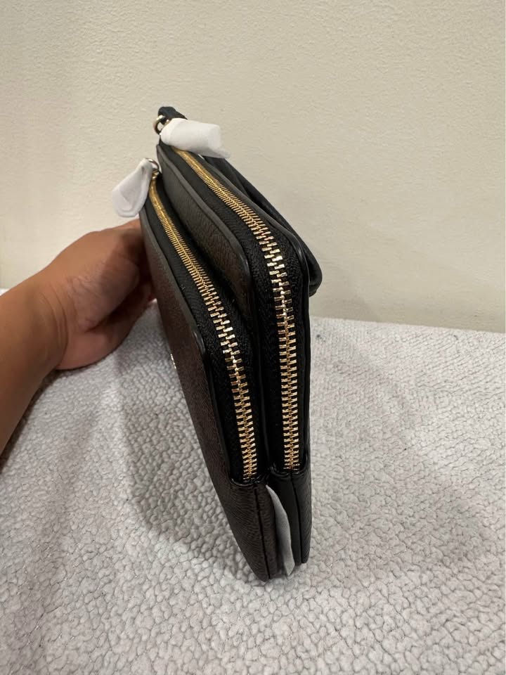 Brand New Coach Double Zip Wristlet - photo 2