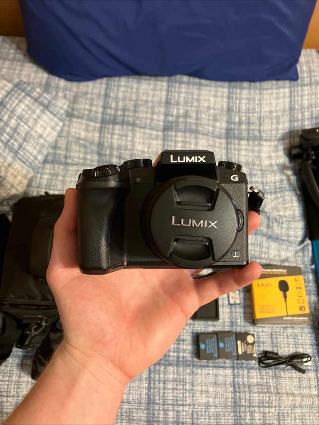 Panasonic DMC-G7W Lumix G Camera W/ Bag, Lavalier Mic, Tripod - photo 3