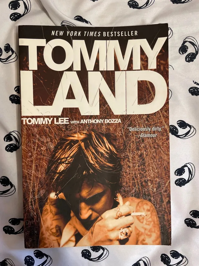 Tommy Land Tommy Lee Biography thumbnail