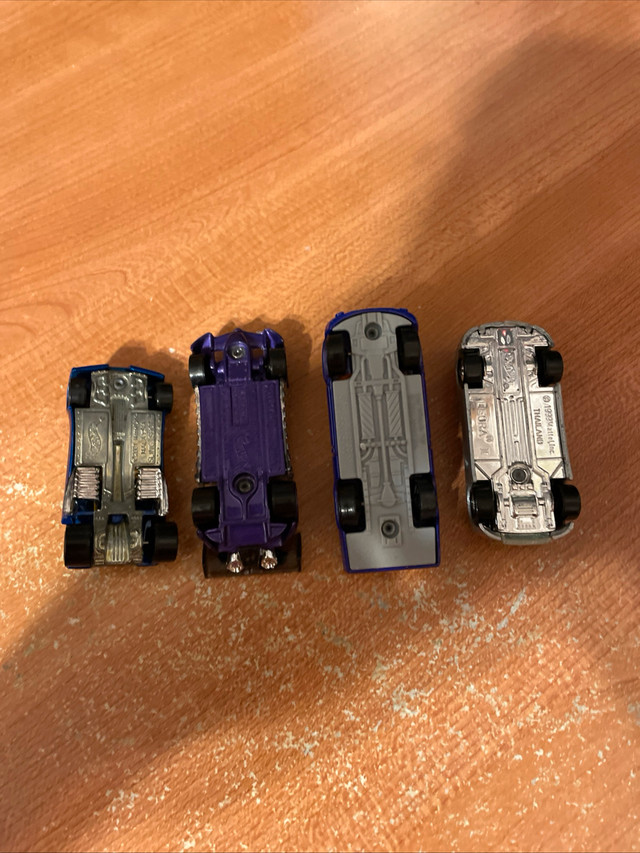 Hot Wheels Highway 35 World Race 4 Car Lot - photo 3
