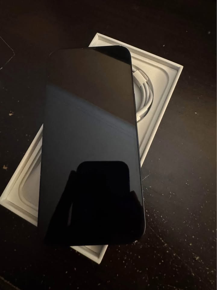 iPhone 13 256GB Used - photo 3