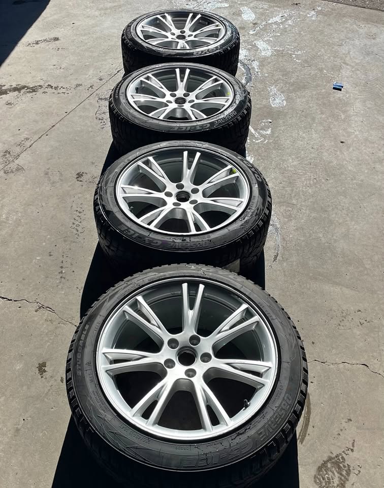 19 INCH TESLA Y WINTER PACKAGE