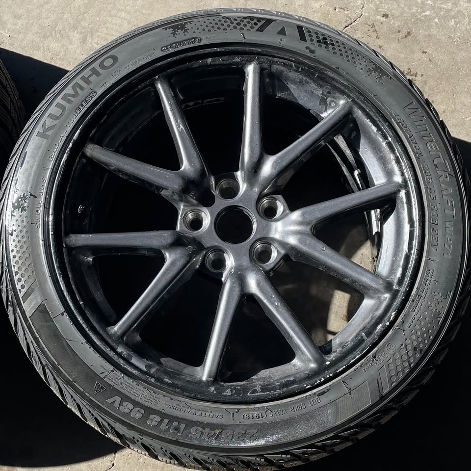 18 INCH TESLA 3 18 INCH WINTER PACKAGE - photo 2
