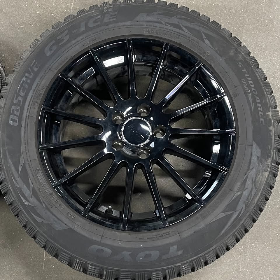 17 INCH MERCEDES GLB 250 WINTER PACKAGE - photo 2