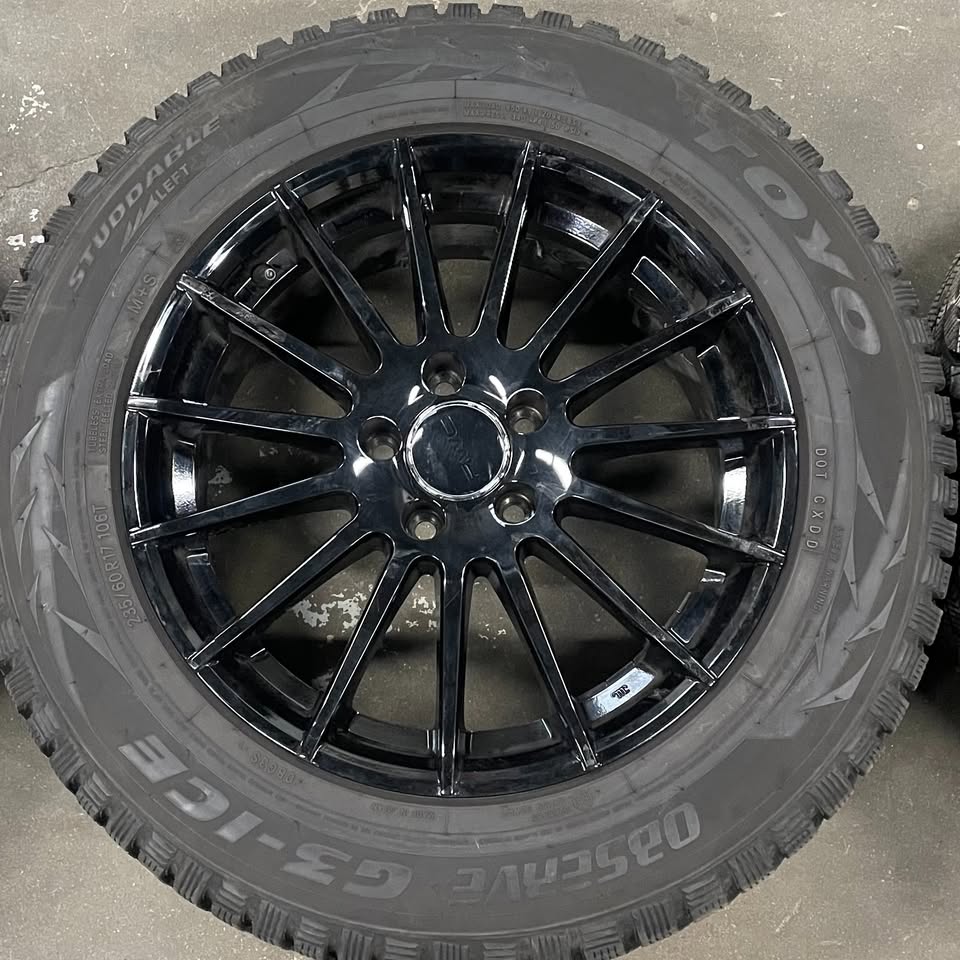 17 INCH MERCEDES GLB 250 WINTER PACKAGE - photo 4