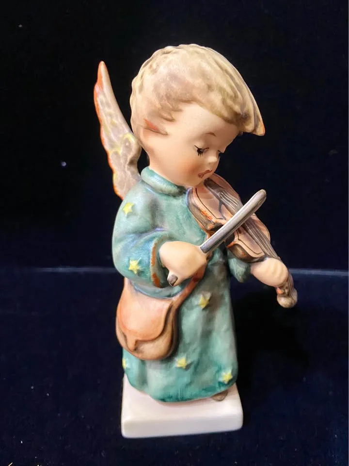 M.J. HUMMEL image indicator(3)