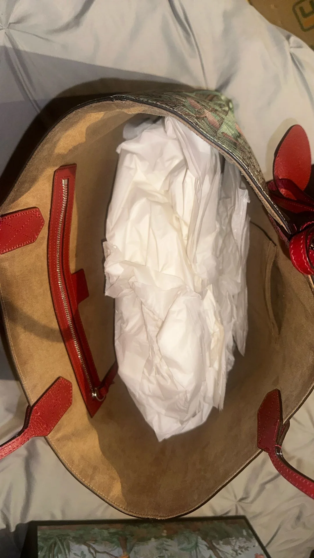 Beautiful Gucci Tote Bag image indicator(6)