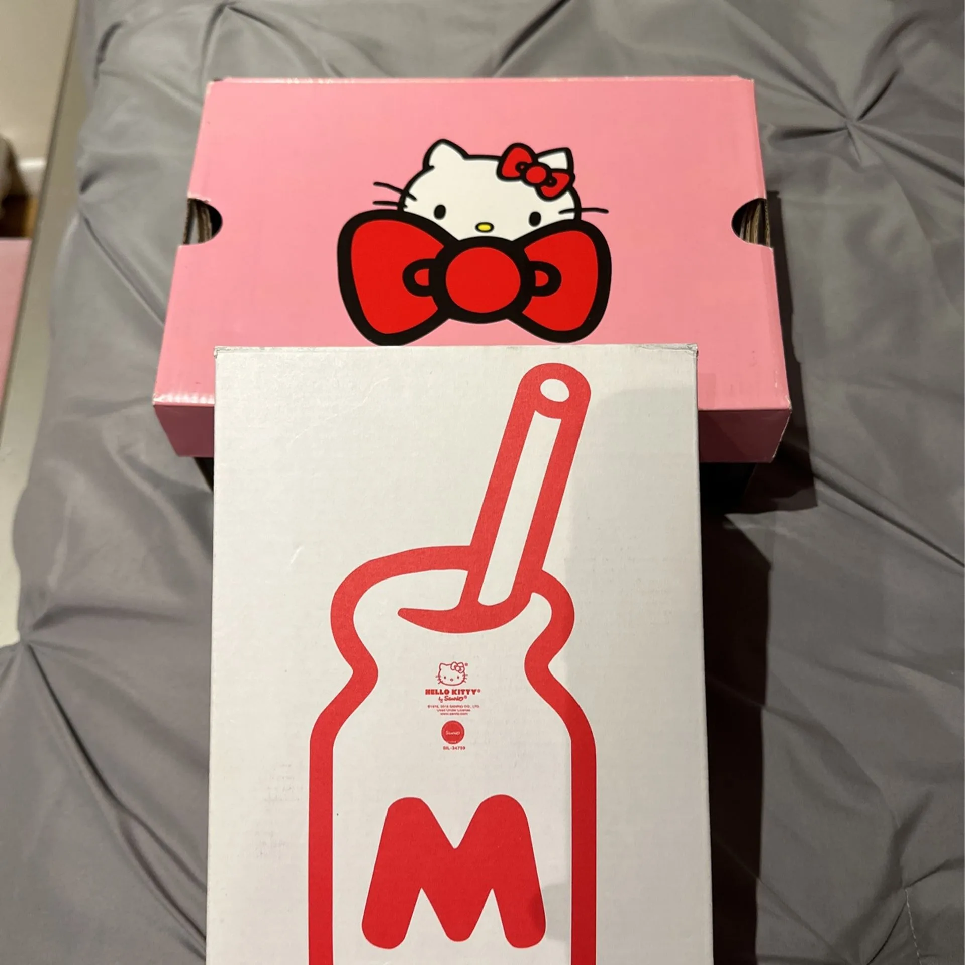 Hello Kitty Special Edition Puma Sneaker image indicator(4)