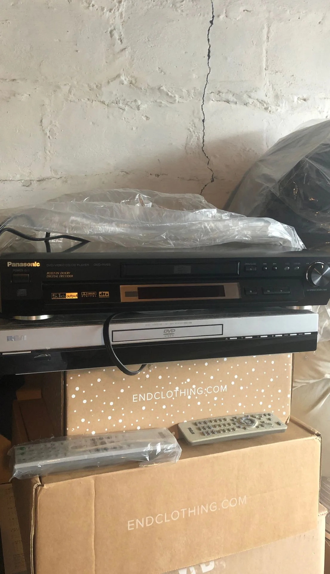 2 DVD players in excellent workin condition,,,make offer thumbnail