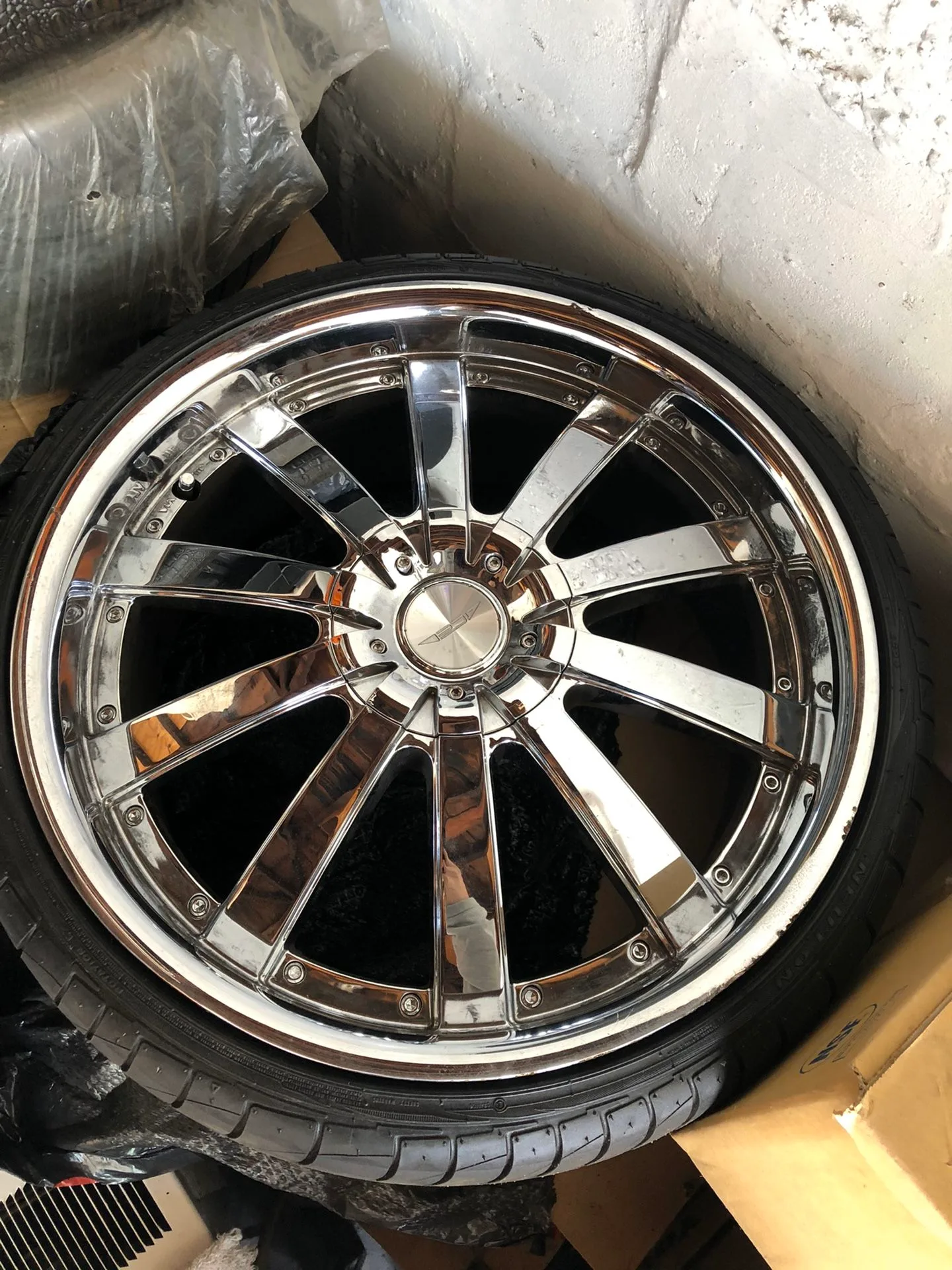 20" Rims with Tires - Like New, 245/30 ZR20 thumbnail