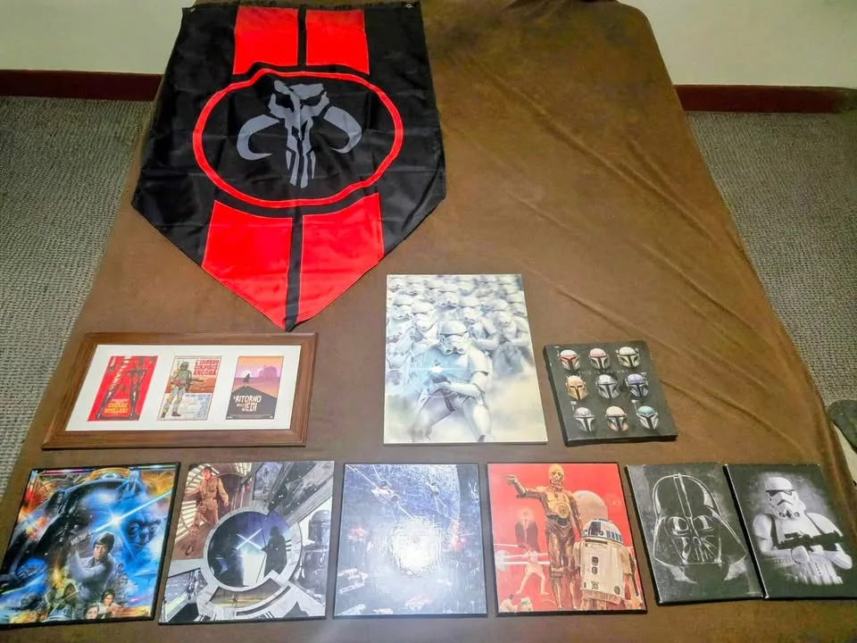 Rare,Vintage and Hard to Find Star Wars Wall Art image indicator(2)