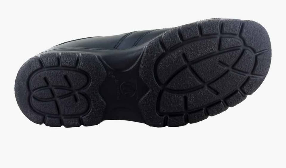CSA Approved Slip-on Safety Shoes Size 12 - photo 4