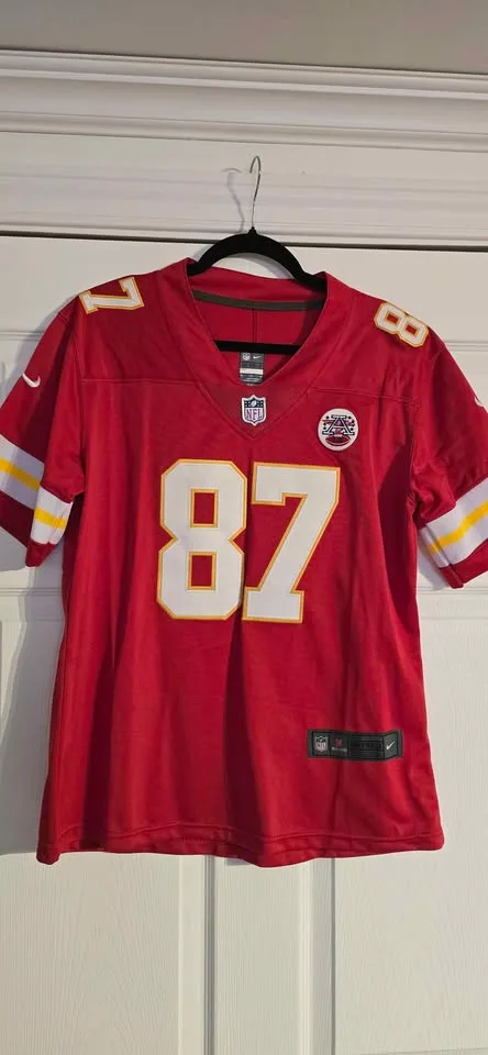 #87 Travis Kelce Jersey - Women's XL image indicator(2)