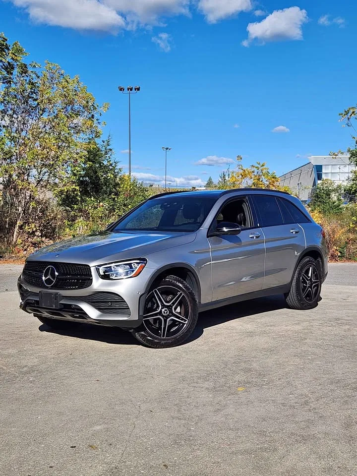 2022 Mercedes-Benz GLC thumbnail