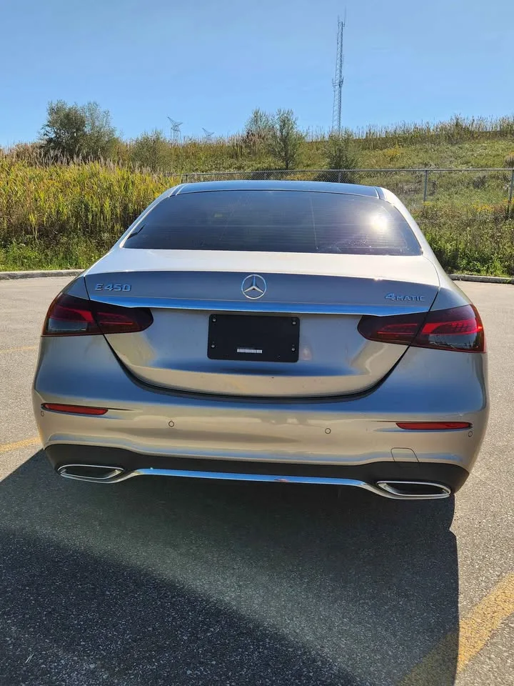 2022 Mercedes-Benz E-Class image indicator(8)