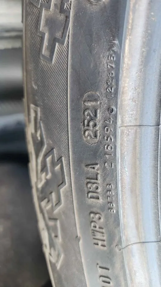 Continental CrossContact Winter Tires - 275/45R21 image indicator(4)