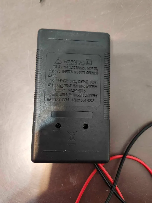 Digital Multimeter DT-830B image indicator(3)