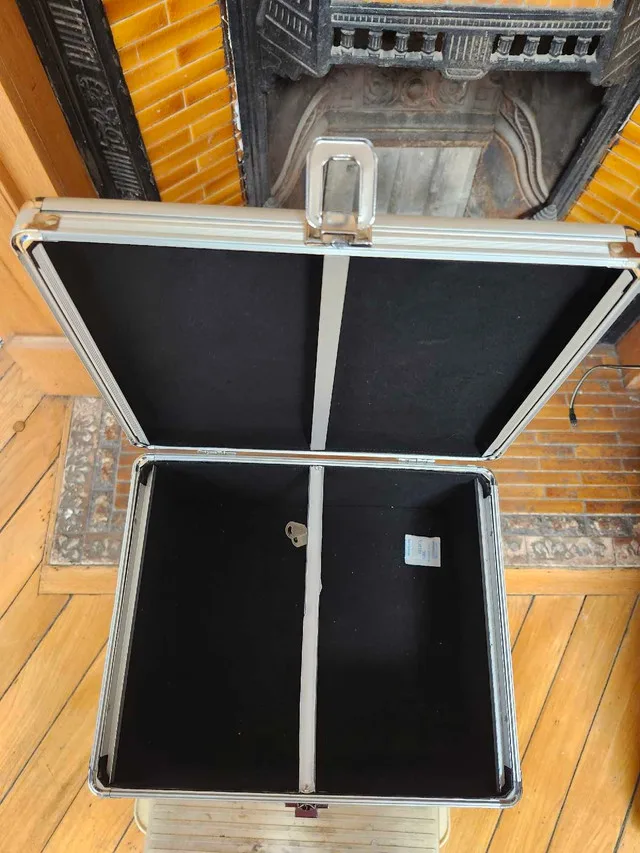 CD/DVD Disc Storage Case image indicator(6)