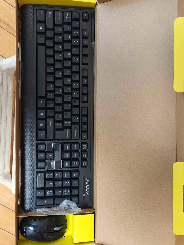 Delux Wireless Keyboard and Mouse image indicator(3)