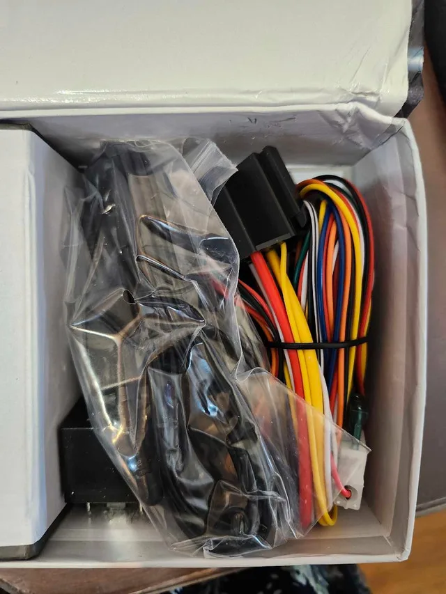 GPS Vehicle Tracker image indicator(3)