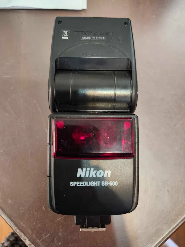 Nikon Speedlight SB-600 thumbnail
