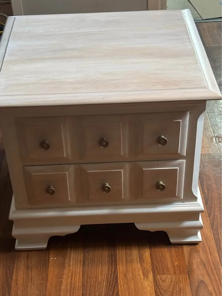 Bed side table image indicator(2)