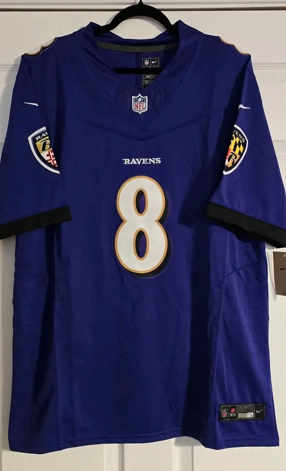 Lamar Jackson - Baltimore Ravens NFL Jerseys image indicator(4)