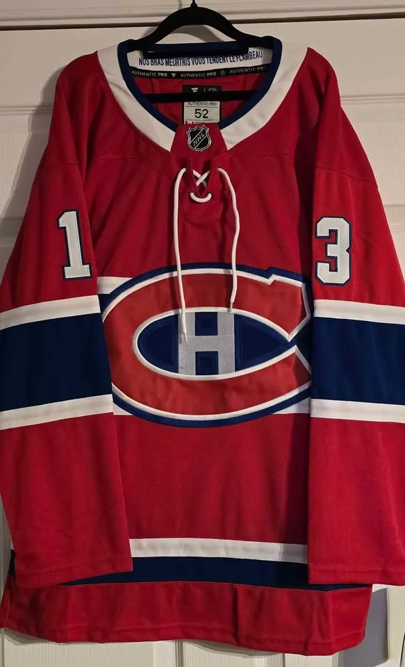 Montreal Canadiens Jerseys - #13 Caufield image indicator(2)