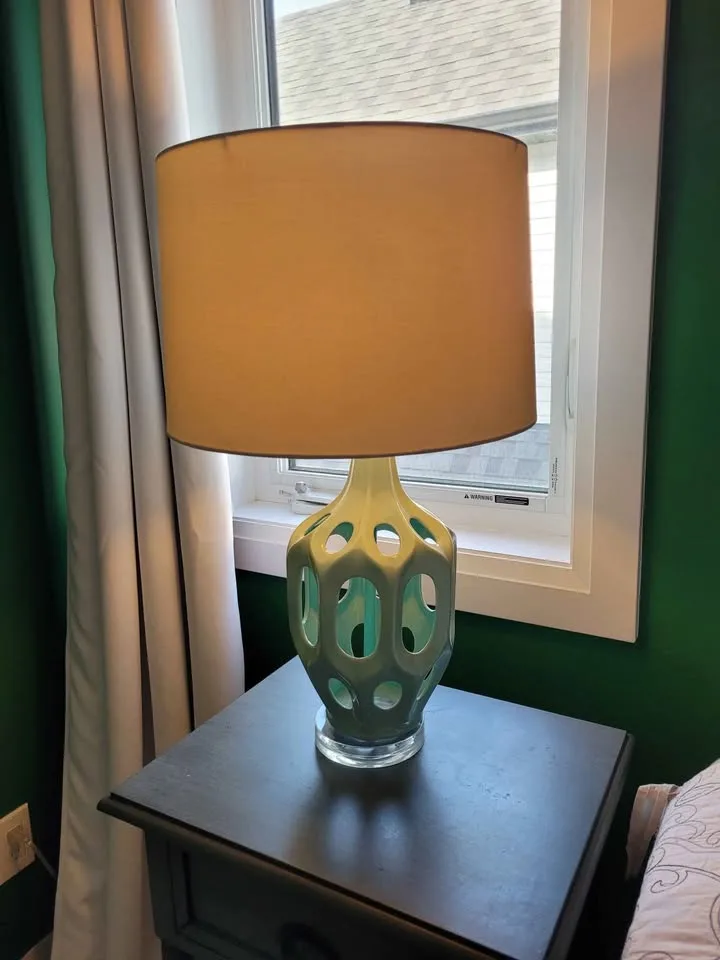 Mint green table lamp image indicator(3)