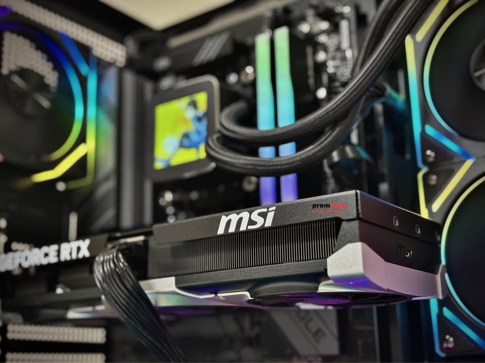 RTX 5070 & Ryzen 7 7800X3D Gaming PC - photo 3