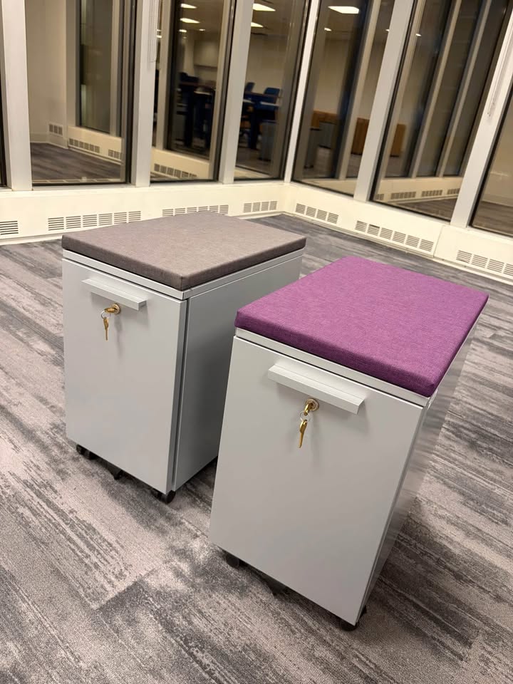 Office Furniture: Grey Metal Cart/Table (80% Off) - photo 2
