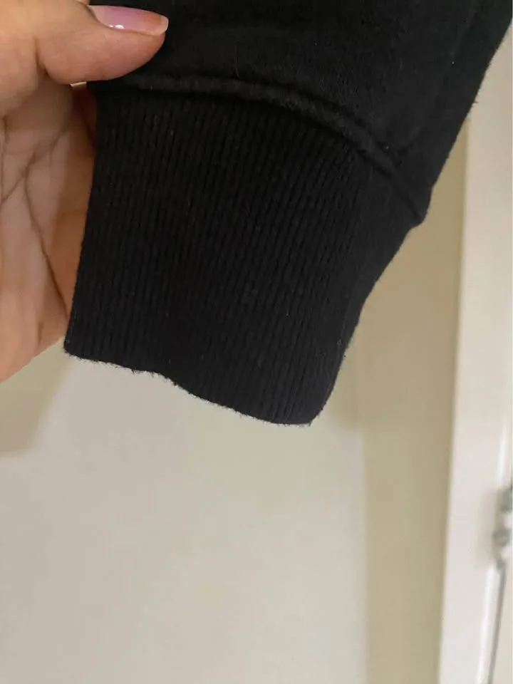 Womens Harley sweat hood fits size small image indicator(5)